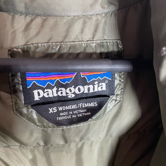 Patagonia Green Puffer Jacket - Picture 3 of 7